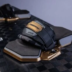 Crazyfly Elite IV - Freeride / Freestyle Kiteboard Discounts Apply ! 17 Crazyfly Elite IV - Freeride / Freestyle Kiteboard Discounts Apply ! -Roxy Store 900 crazyfly 2024 elite iv 6