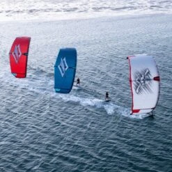 Naish 2024 Pivot Freeride / Wave Kite Discounts Apply ! -Roxy Store 900 naish 2024 pivot size bar a5