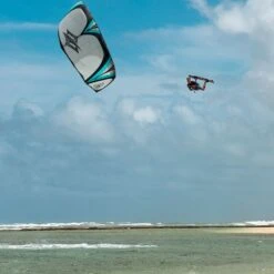 Naish S27 Pivot Freeride / Wave Kite - 50% Off Discounts Apply ! -Roxy Store naish s27 pivot size bar 6